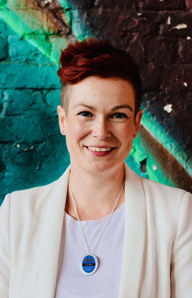 Read more about the article Julia Huber